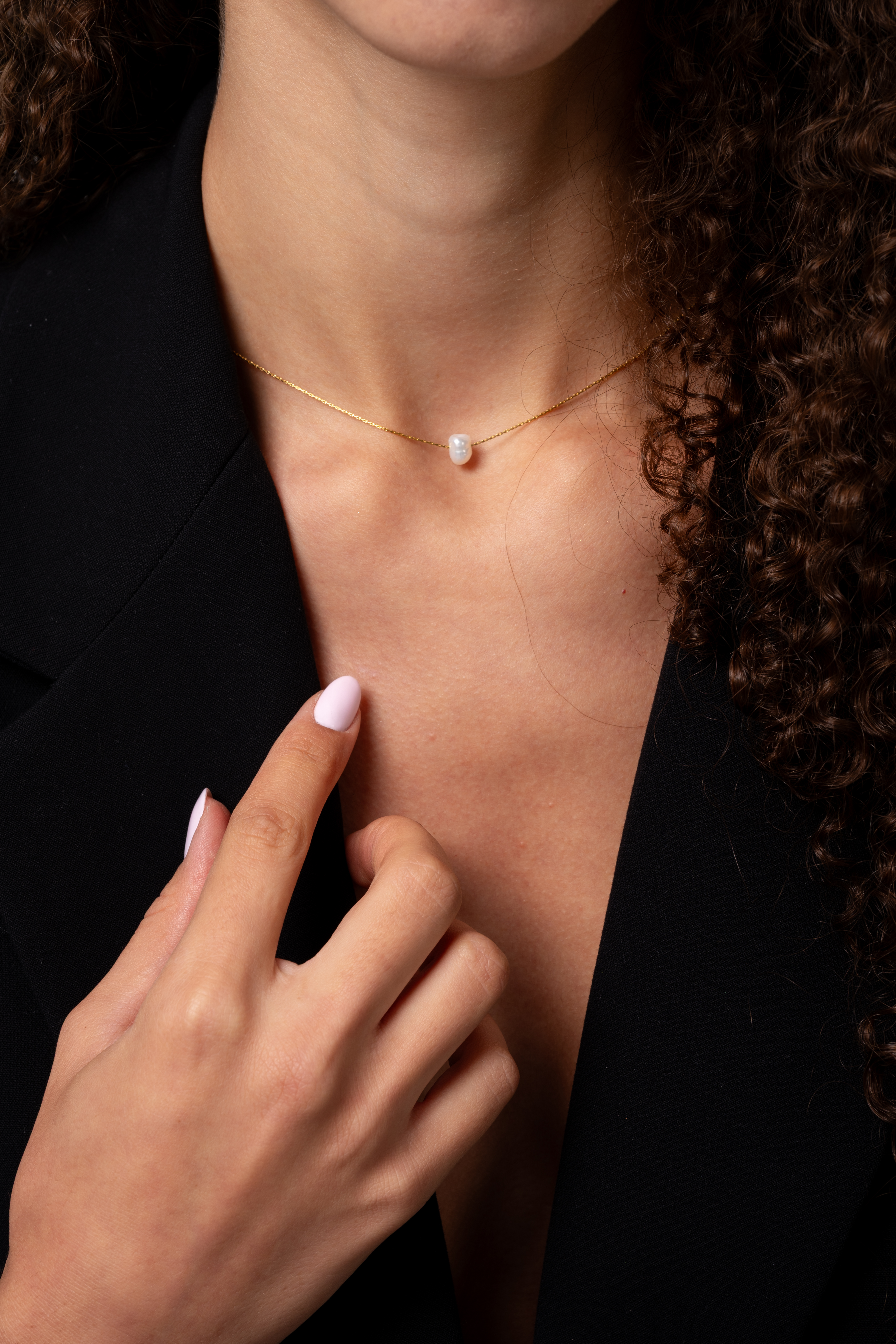 Naszyjnik z naturalną perłą na złotym łańcuszku - NOA PEARL GOLD