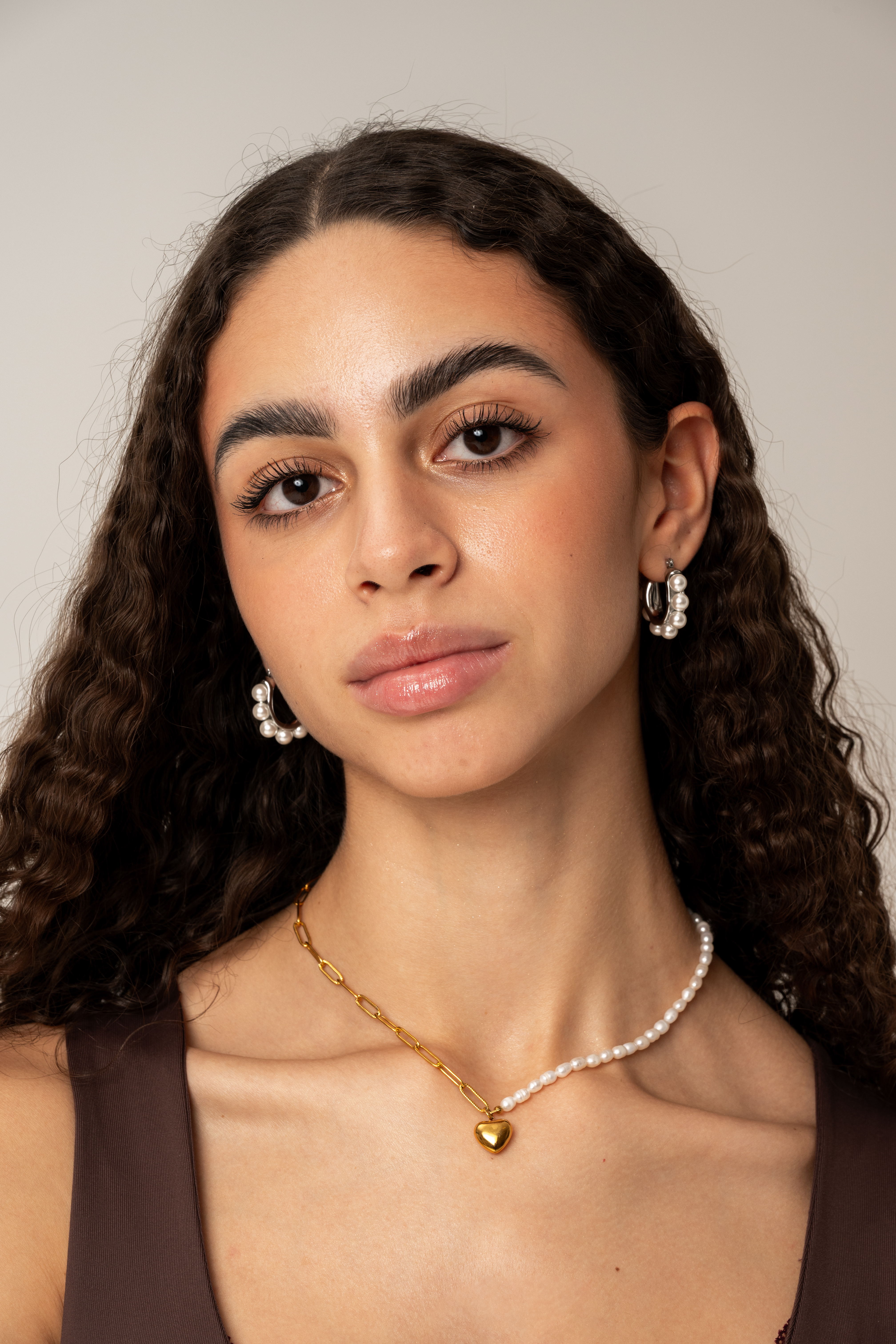 Klara Bury - aju jewelry 