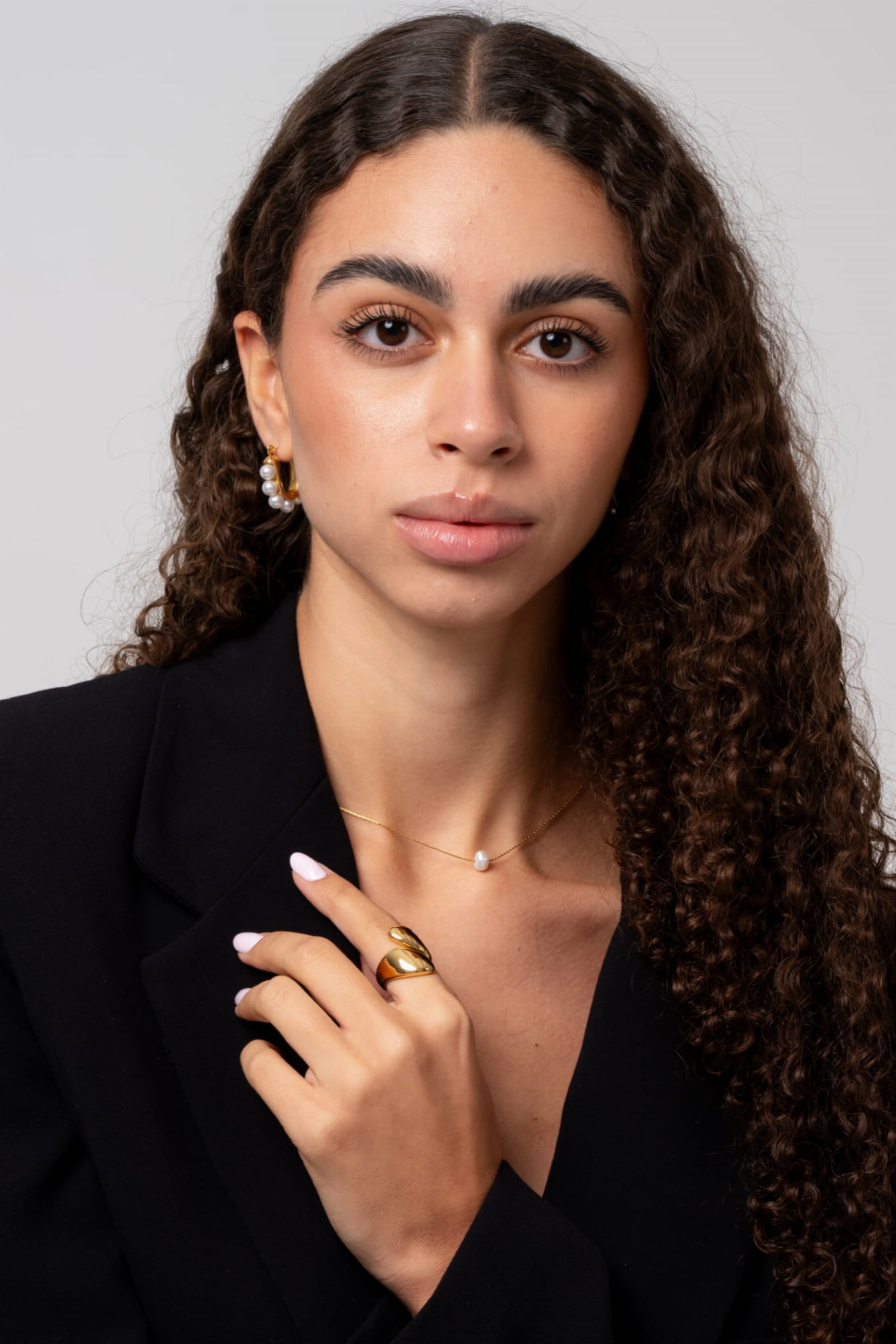 Noa Pearl Gold 1.jpg