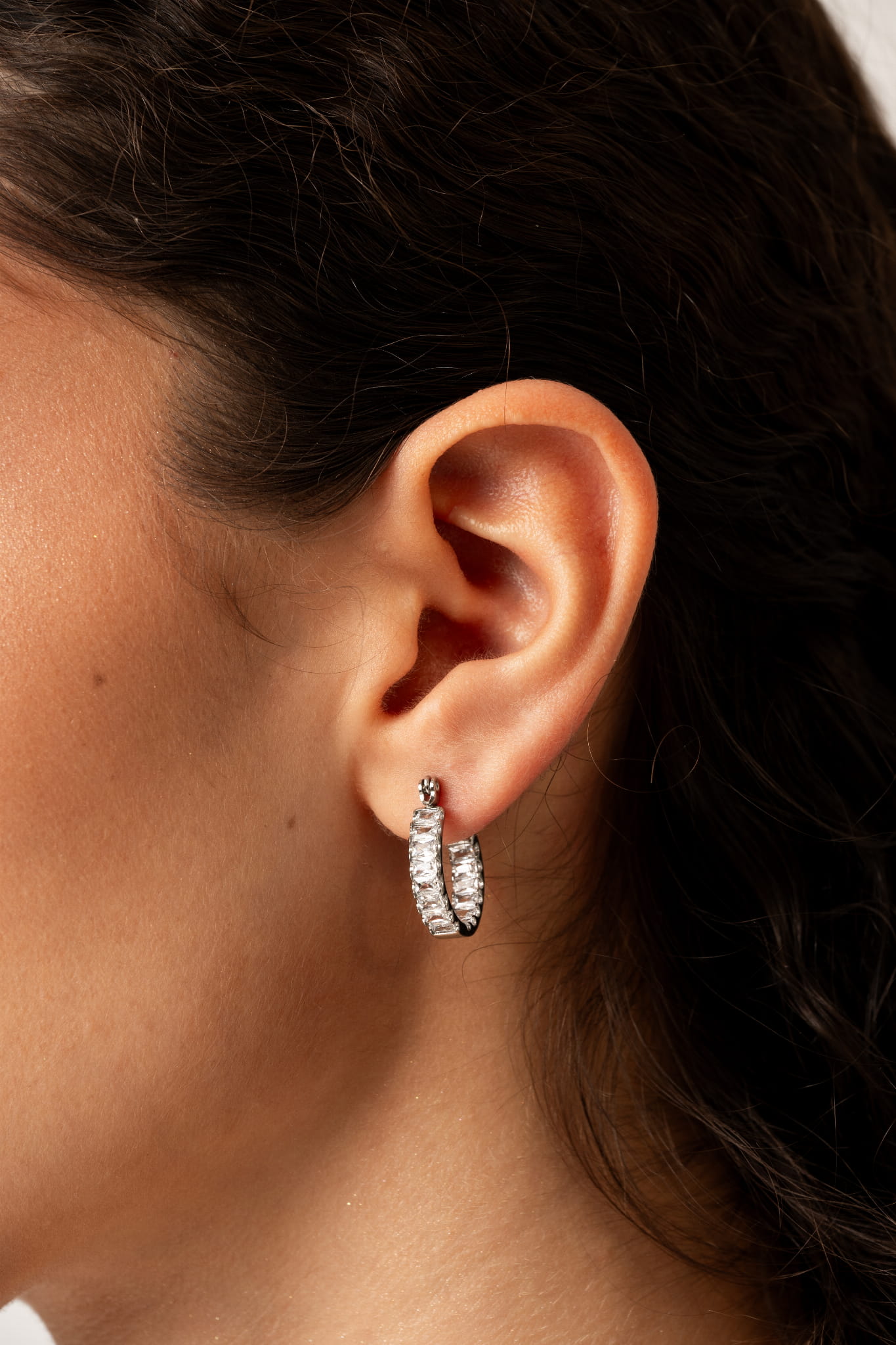 Kolczyki srebrne koła z cyrkoniami