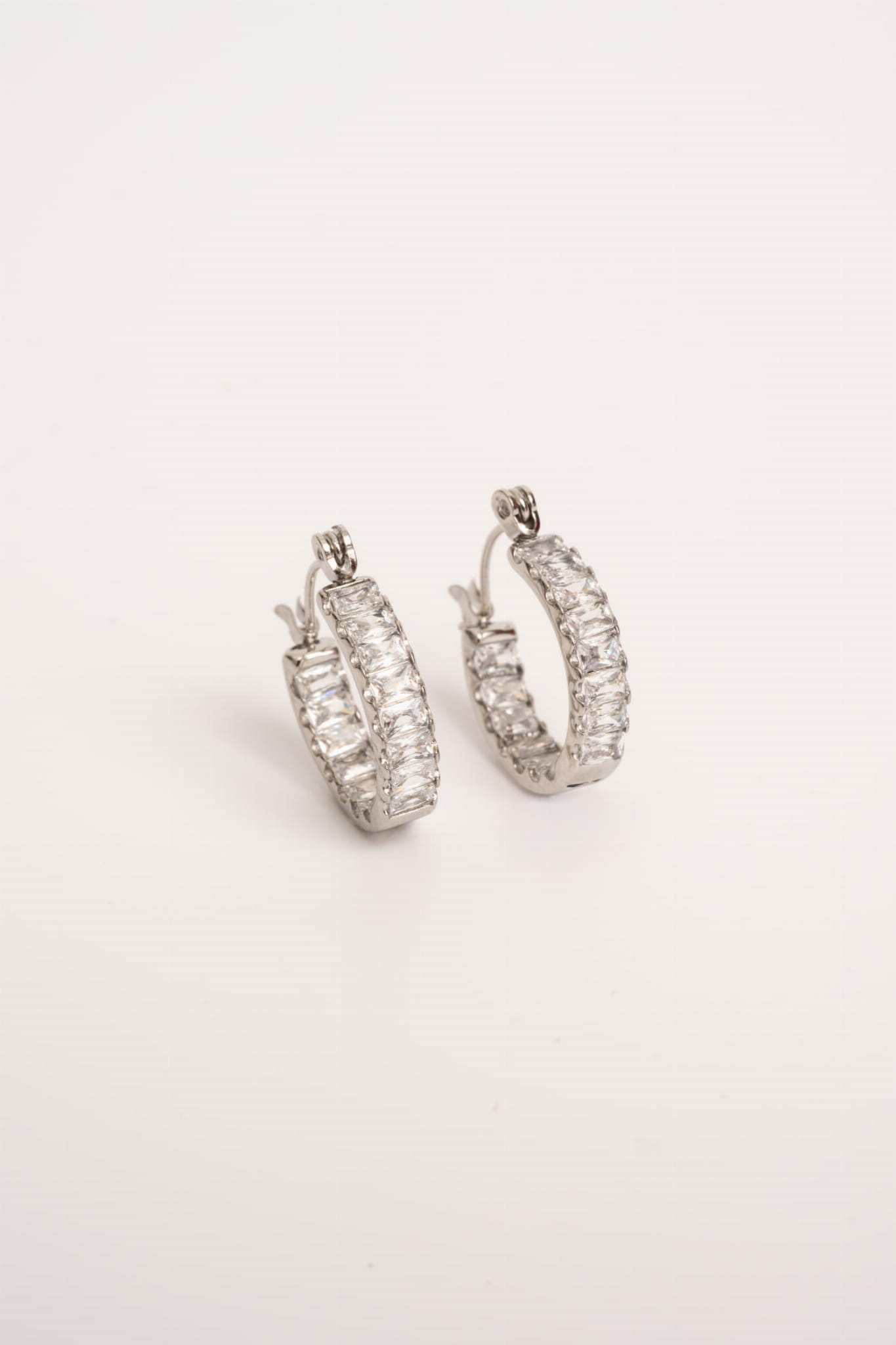 Kolczyki srebrne koła wysadzane cyrkoniami