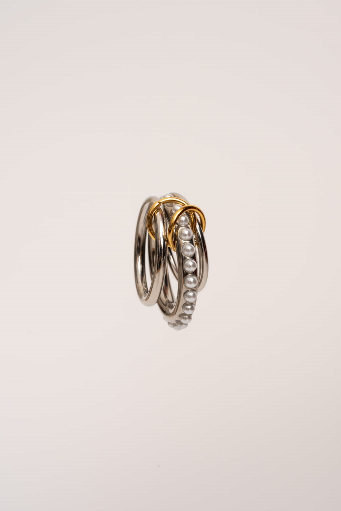 Pierścionek z naturalną perłą słodkowodną - Isola Silver